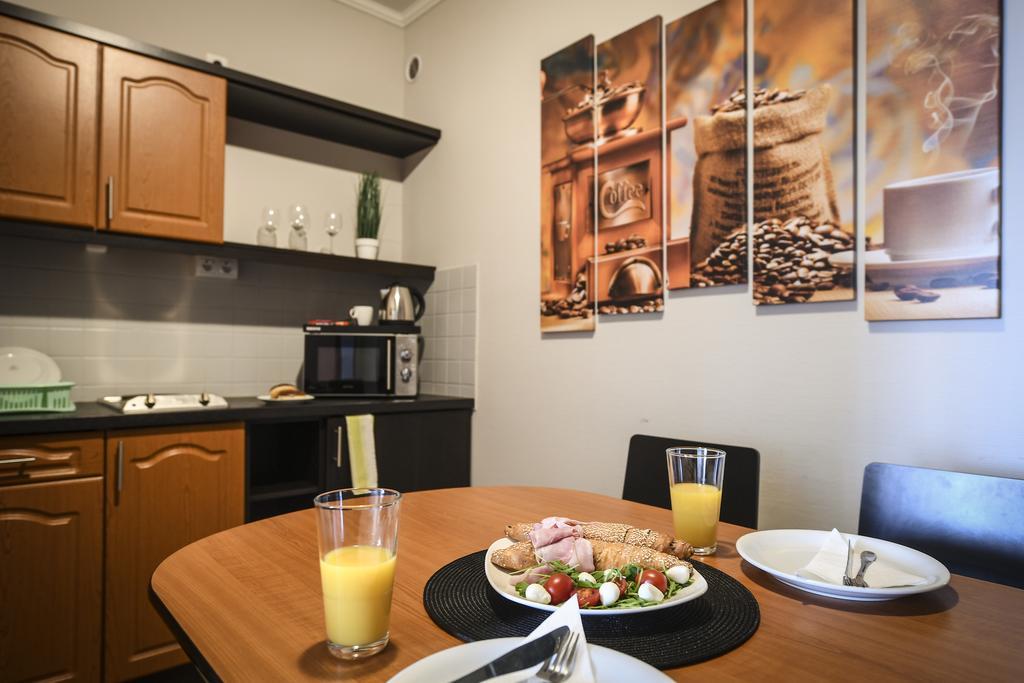 Salt Hill Apartmanok เอ็กแกร์ซาโลก ภายนอก รูปภาพ