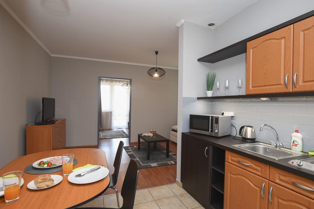 Salt Hill Apartmanok เอ็กแกร์ซาโลก ภายนอก รูปภาพ